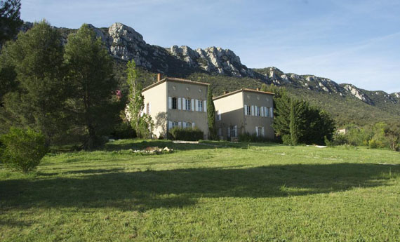 le chateau de peyralade dans le sud de la france